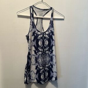 Lululemon work out tank